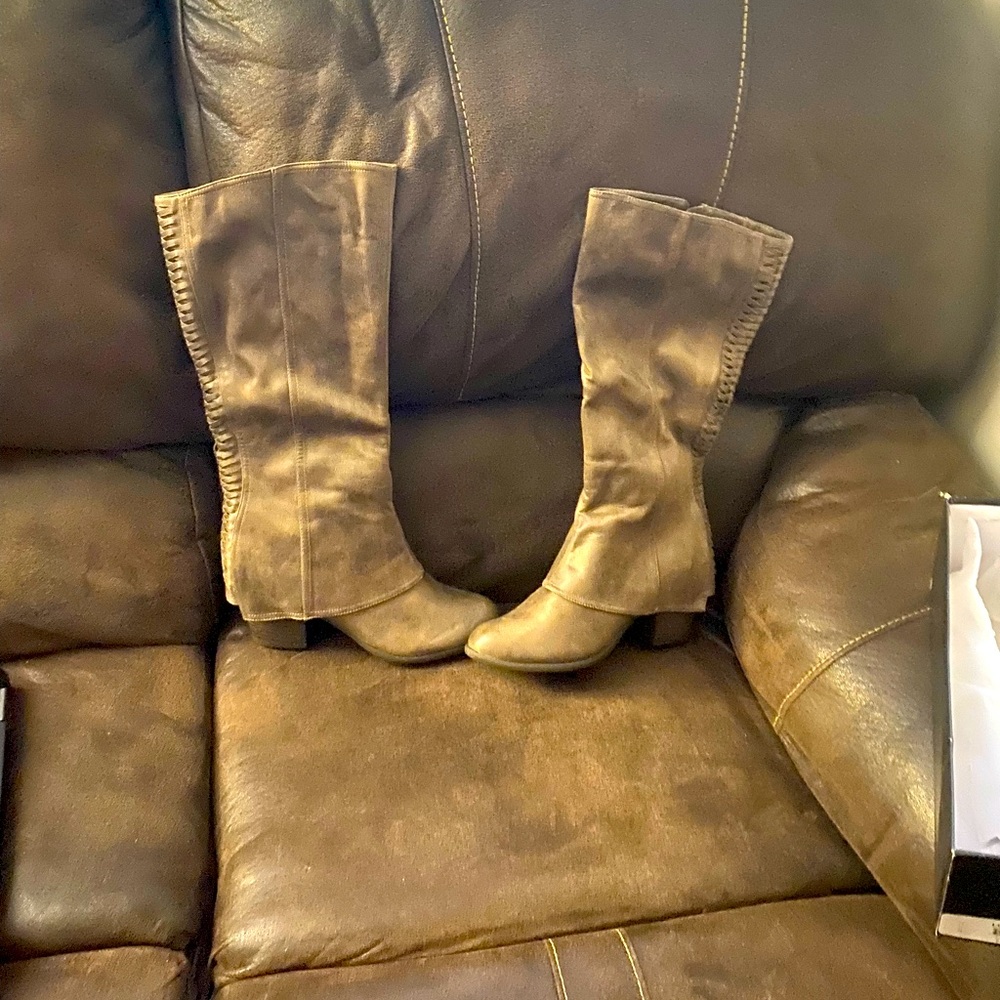 Fergalicious faux leather boots brown